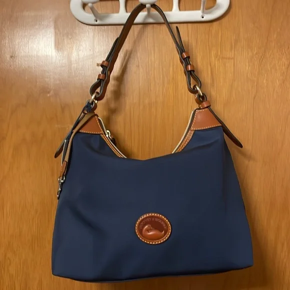 NWT  Dooney & Bourke Navy Shoulder Bag - Picture 11 of 12
